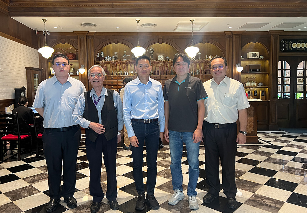 卡威士Cal-West Material-Tech Company Limited亞太區總經理龔健箭率團來台參觀XTRITON 智慧仿生噴塗機器人PG-90E